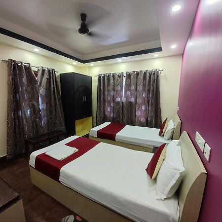 Hotel Swastik Regency Siliguri Exterior foto